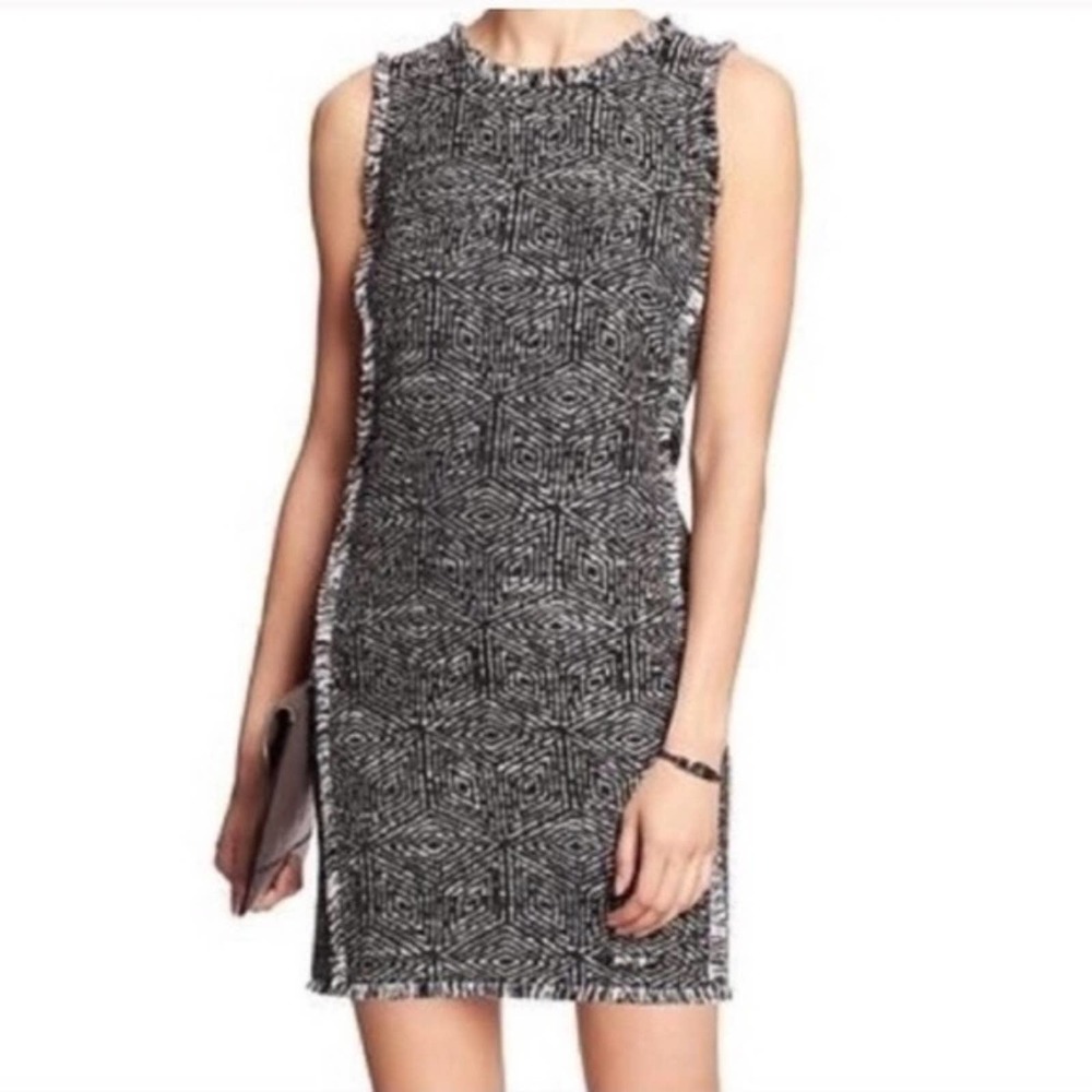 Banana Republic Tweed Raw Edge Shift Dress Size 4